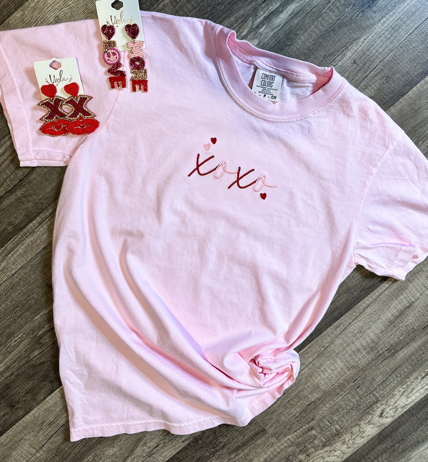 XOXO embroidery comfort colors tee